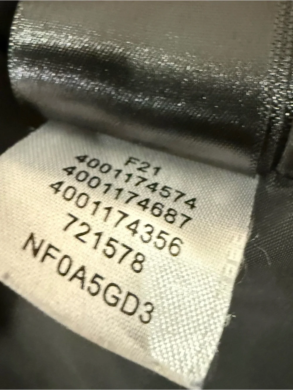 The North Face Boys sz 10/12 Hooded Raincoat in Charcoal Gray